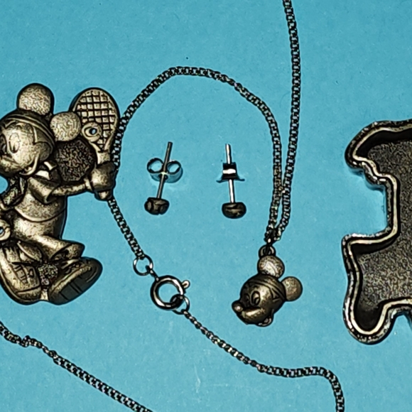 Mickey Mouse Playing Tennis Pewter Pin, Earrings, & Necklace Set, 1970's Disney - Picture 4 of 6